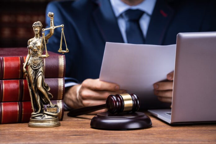 Dostęp akcjonariuszy do ksiąg spółki – kiedy zarząd naraża się na odpowiedzialność karną? Dostęp akcjonariuszy do ksiąg spółki – kiedy zarząd naraża się na odpowiedzialność karną?